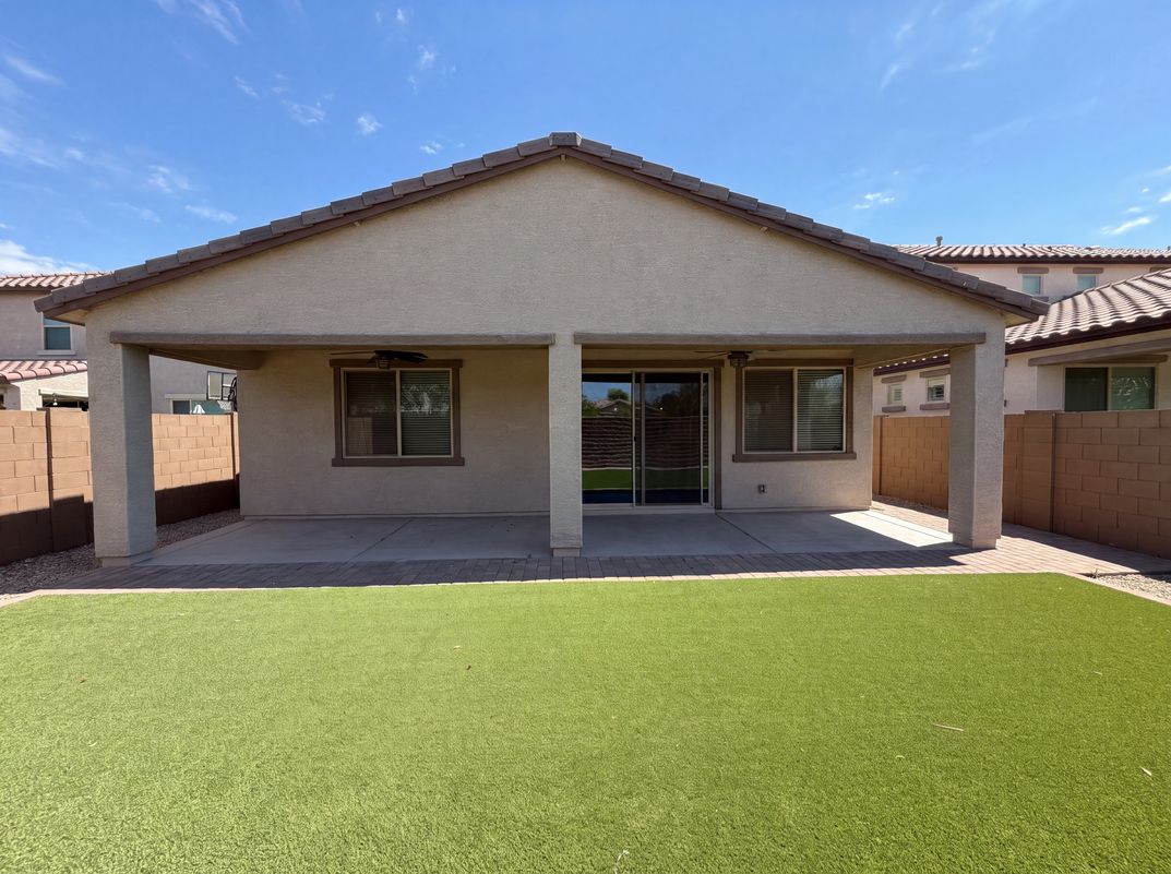 Photo 5 of 35 of 10066 W Cashman Dr, Peoria, AZ