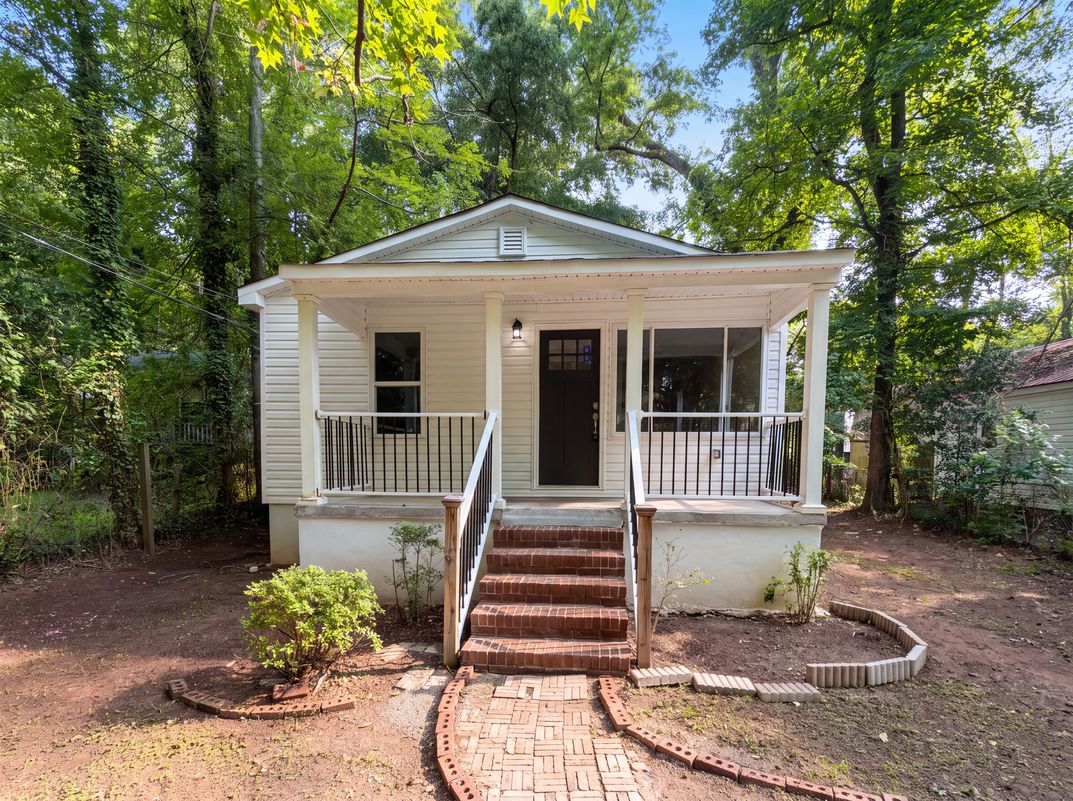 Photo 14 of 17 of 511 Manigault St, Winnsboro, SC