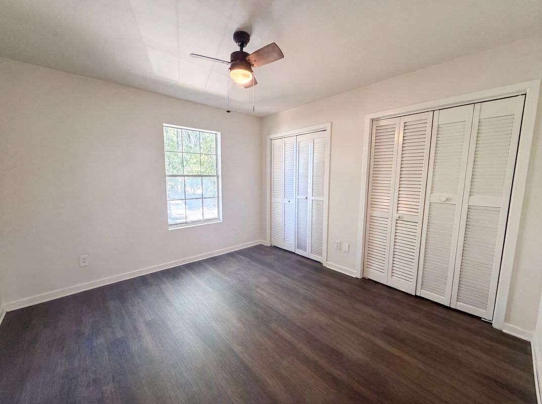 Photo 6 of 18 of 6297 Rolling Fork Rd, North Charleston, SC