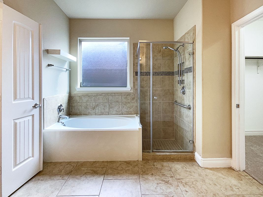 Photo 12 of 27 of 24542 N Denham Ridge Ln, Spring, TX