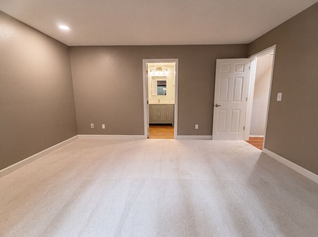 Photo 4 of 22 of 48 Eagle Crest Dr, Lake Oswego, OR