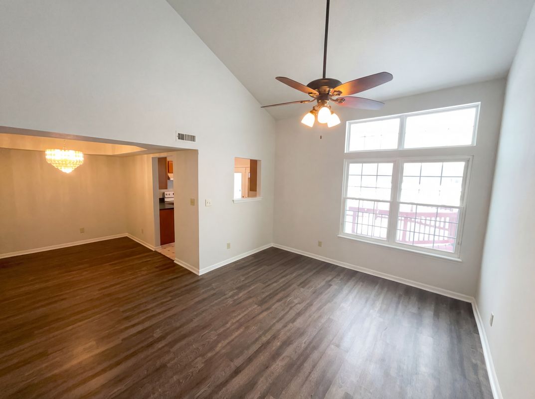 Property photo 3 of 4925 Pembridge Dr