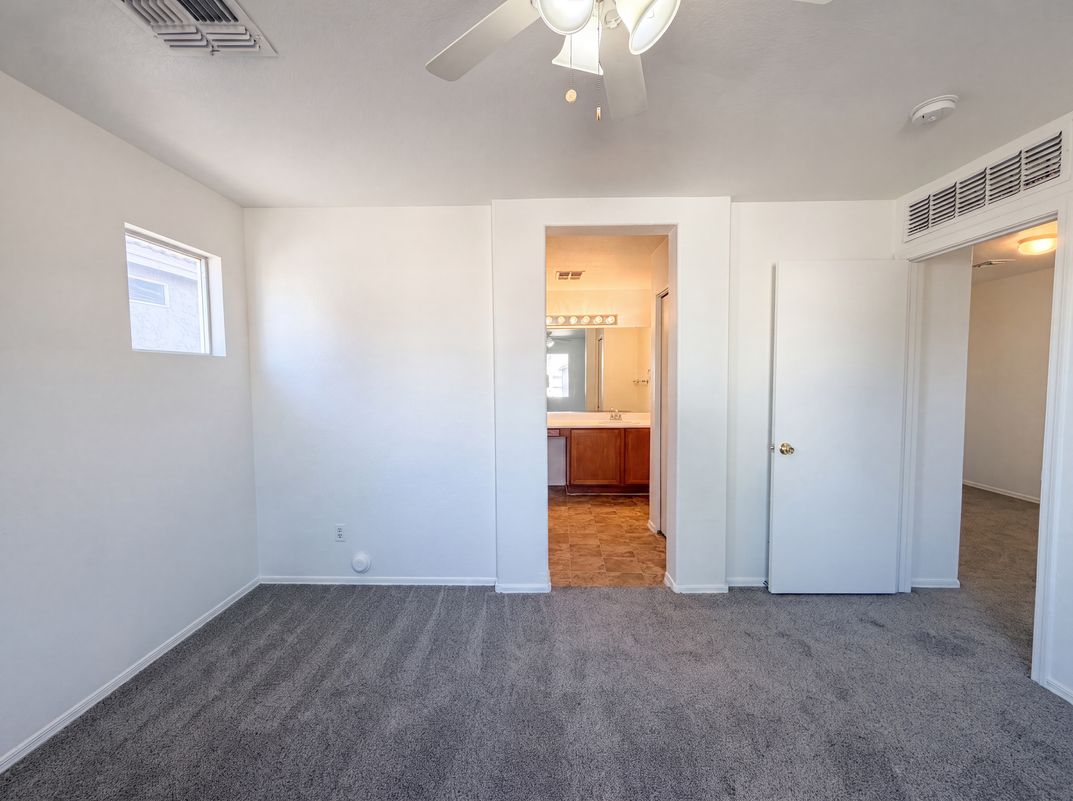 Photo 10 of 50 of 1515 E Bloch Rd, Phoenix, AZ