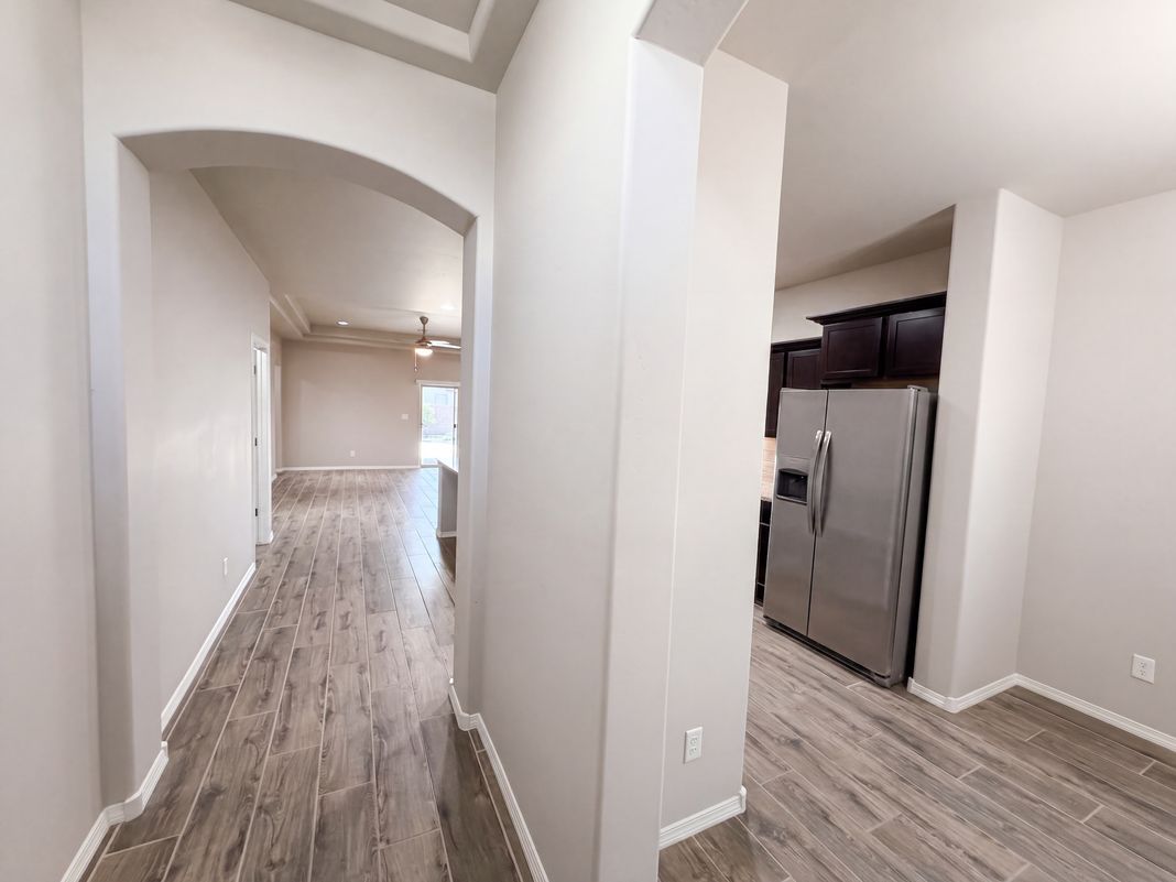Photo 9 of 24 of 6384 Red Falcon Dr NE, Rio Rancho, NM