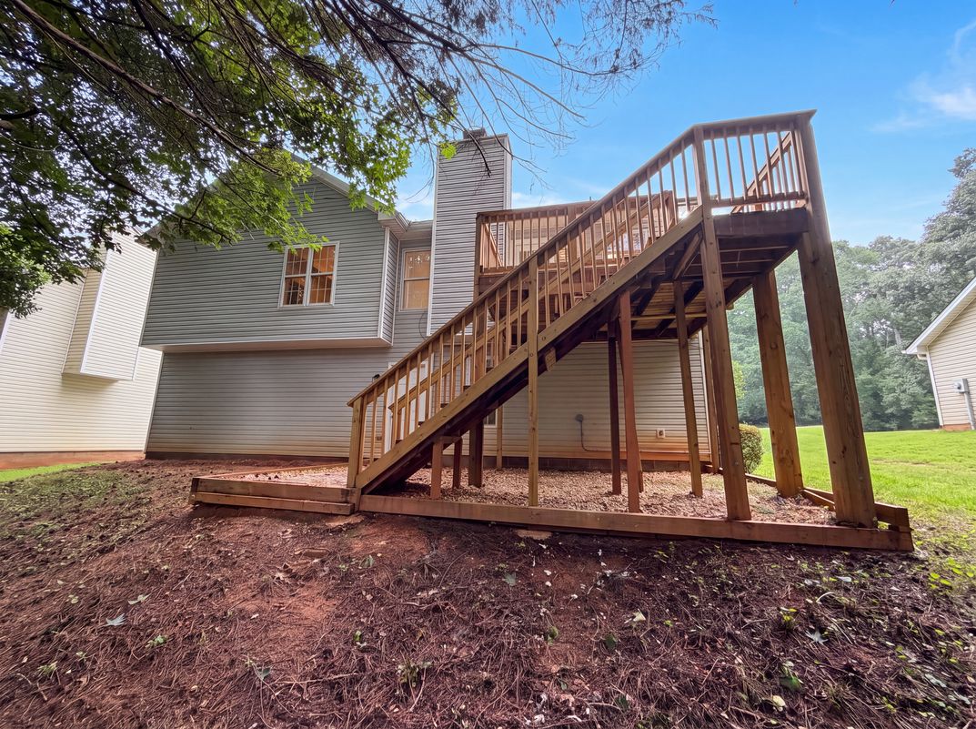 Photo 5 of 25 of 325 Spring Lake Ct, Athens, GA