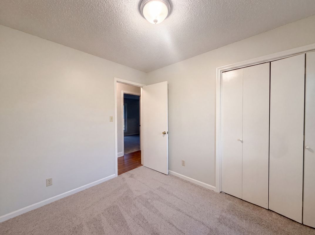 Photo 13 of 21 of 7511 Orient Ave, Kansas City, KS
