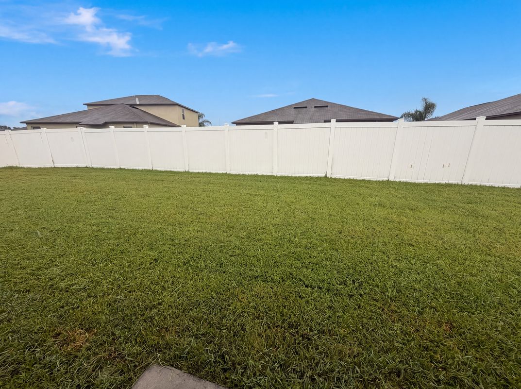 Photo 33 of 35 of 39693 Harvest Creek Ln, Zephyrhills, FL
