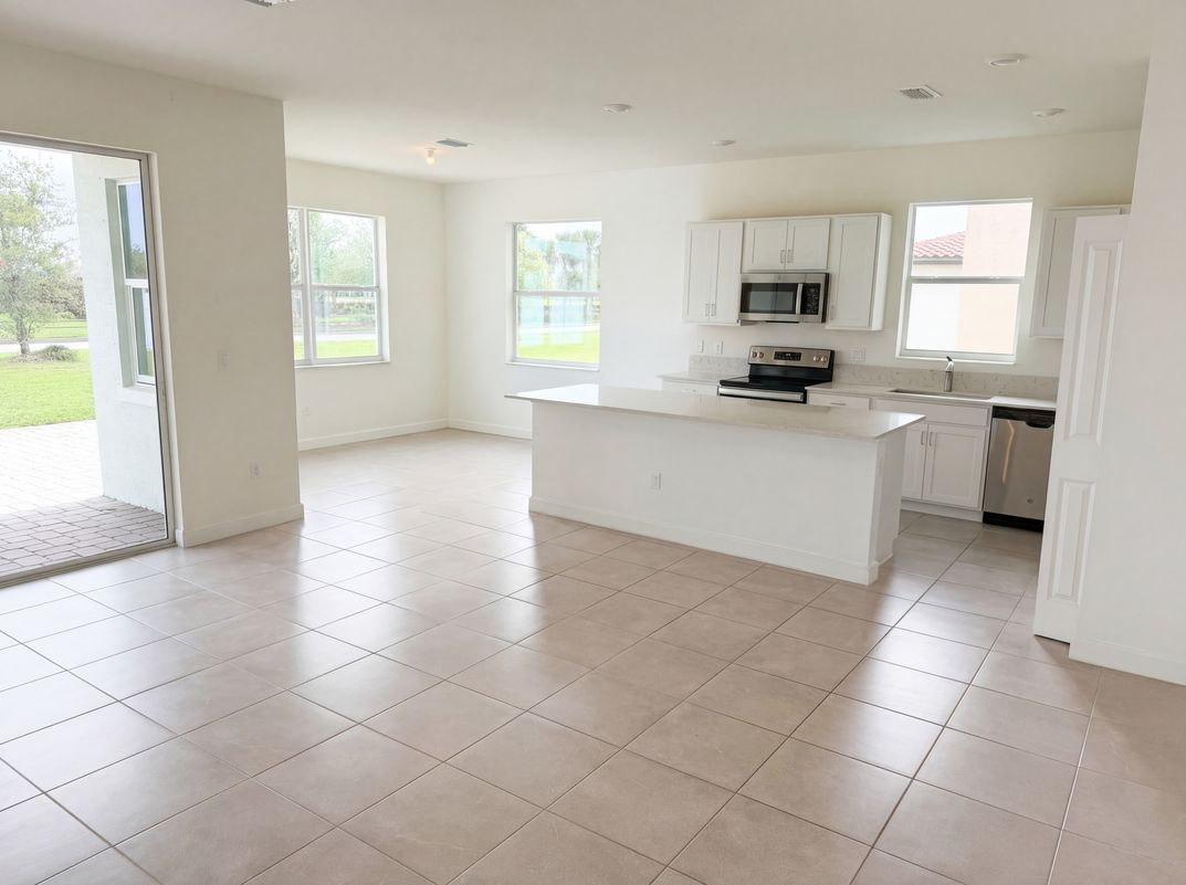 Photo 11 of 42 of 12473 NW Lynch Ln, Port Saint Lucie, FL
