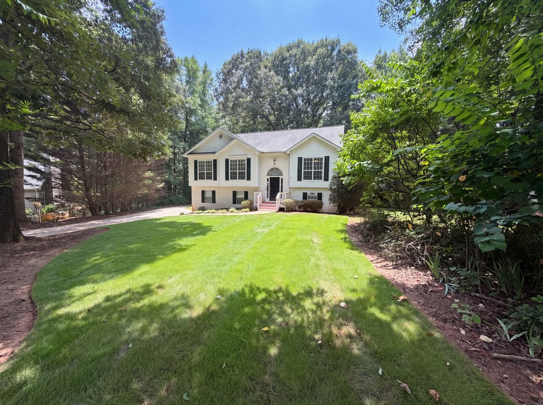 Photo 20 of 24 of 245 Mary Lynn Ln, Newnan, GA