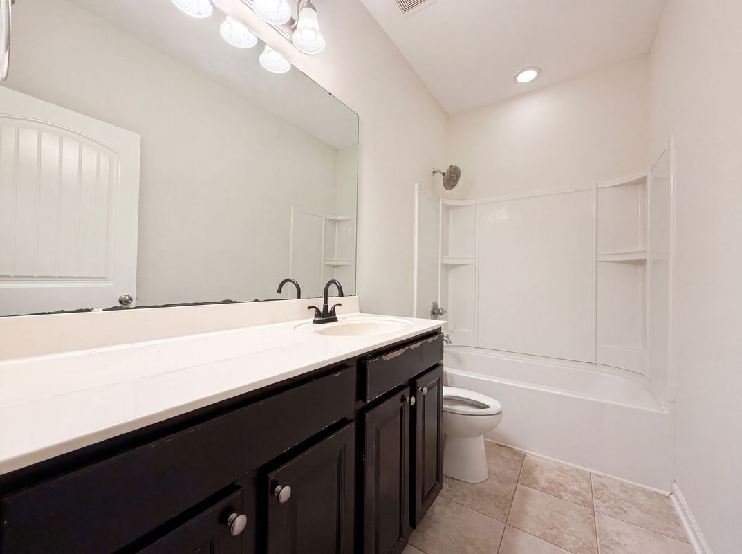 Photo 14 of 26 of 6621 Blalock Forest Dr, Willow Spring, NC