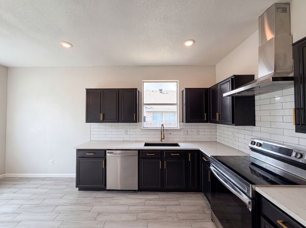 Photo 7 of 19 of 6367 Rainwater Way, Fort Worth, TX