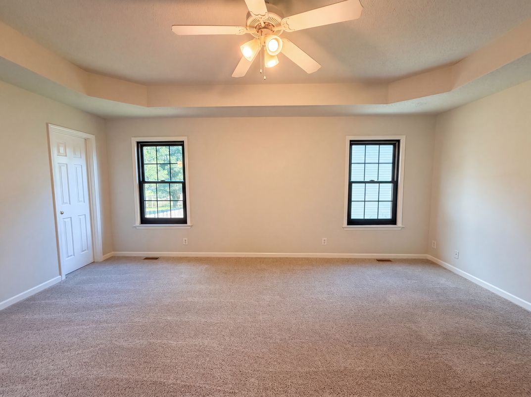 Photo 10 of 26 of 1688 Cedar Springs Cir, Clarksville, TN