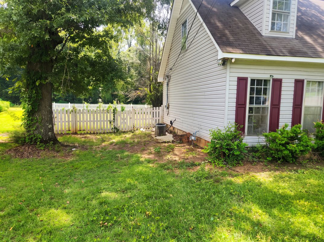Photo 5 of 58 of 4334 Morningside Dr, Helena, AL