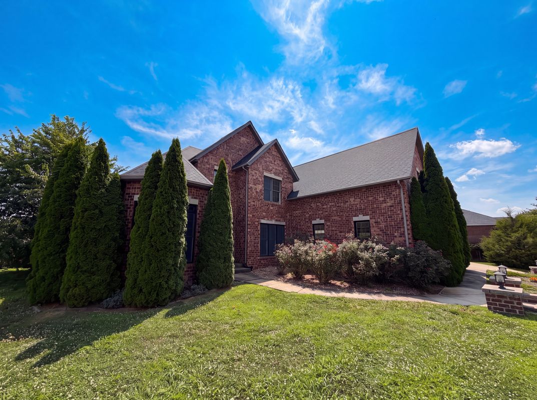 Photo 27 of 30 of 120 Fox Hill Ct, Edwardsville, IL