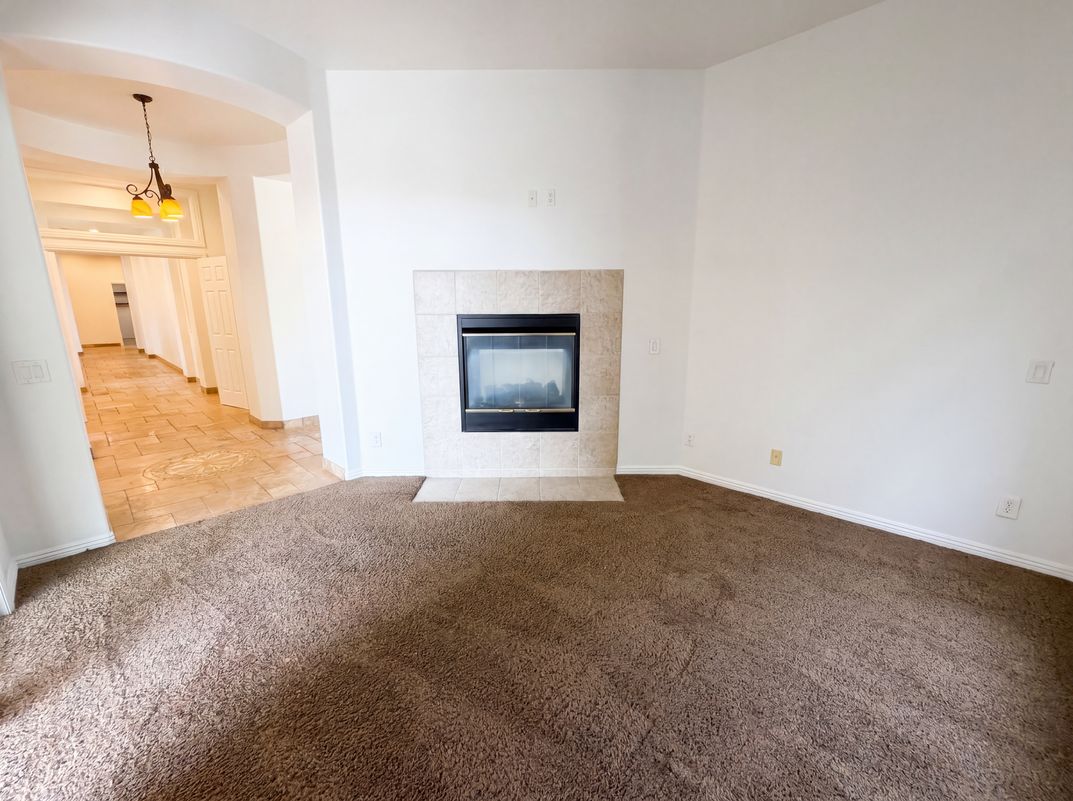Photo 9 of 52 of 40003 N Majesty Trl, Anthem, AZ