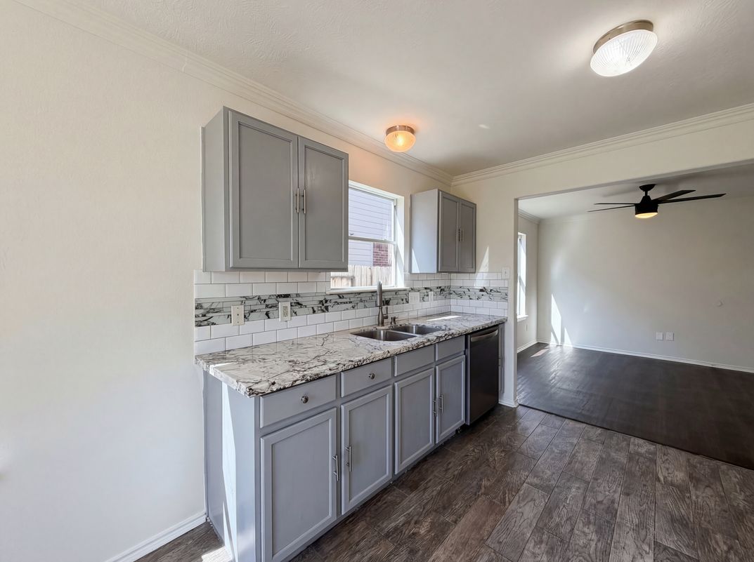 Photo 12 of 24 of 12927 Colony Heath Ln, Houston, TX