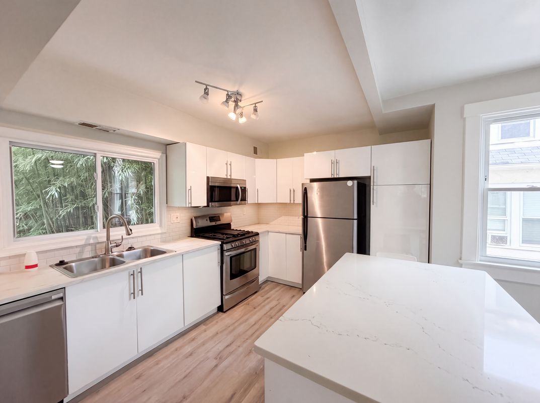 Photo 3 of 21 of 7405 Flower Ave, Takoma Park, MD