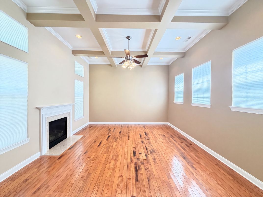 Photo 9 of 28 of 9928 Daufuskie Dr, Charlotte, NC