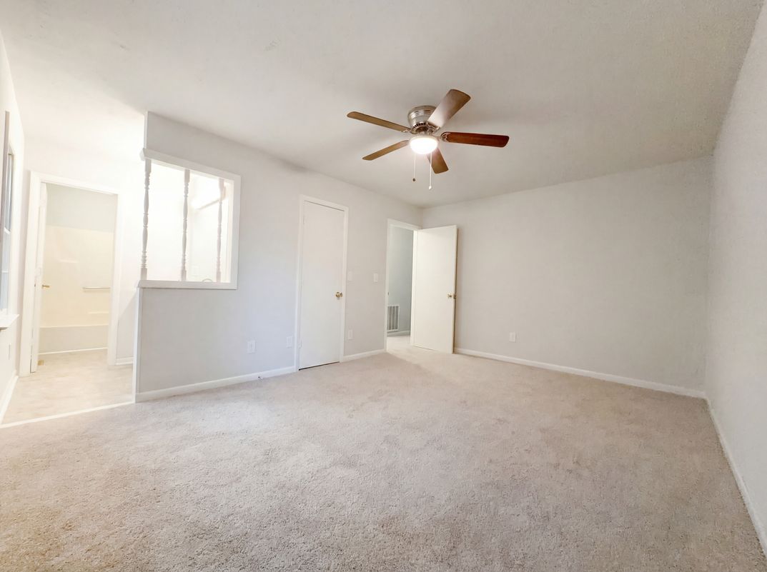 Photo 4 of 18 of 7594 Beverly Dr, Fayetteville, NC