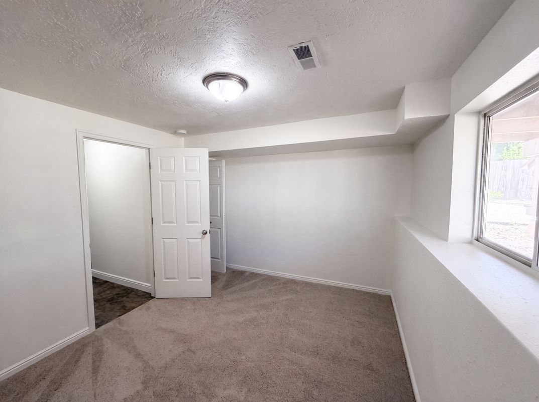 Photo 18 of 24 of 532 W 860 S, Tremonton, UT