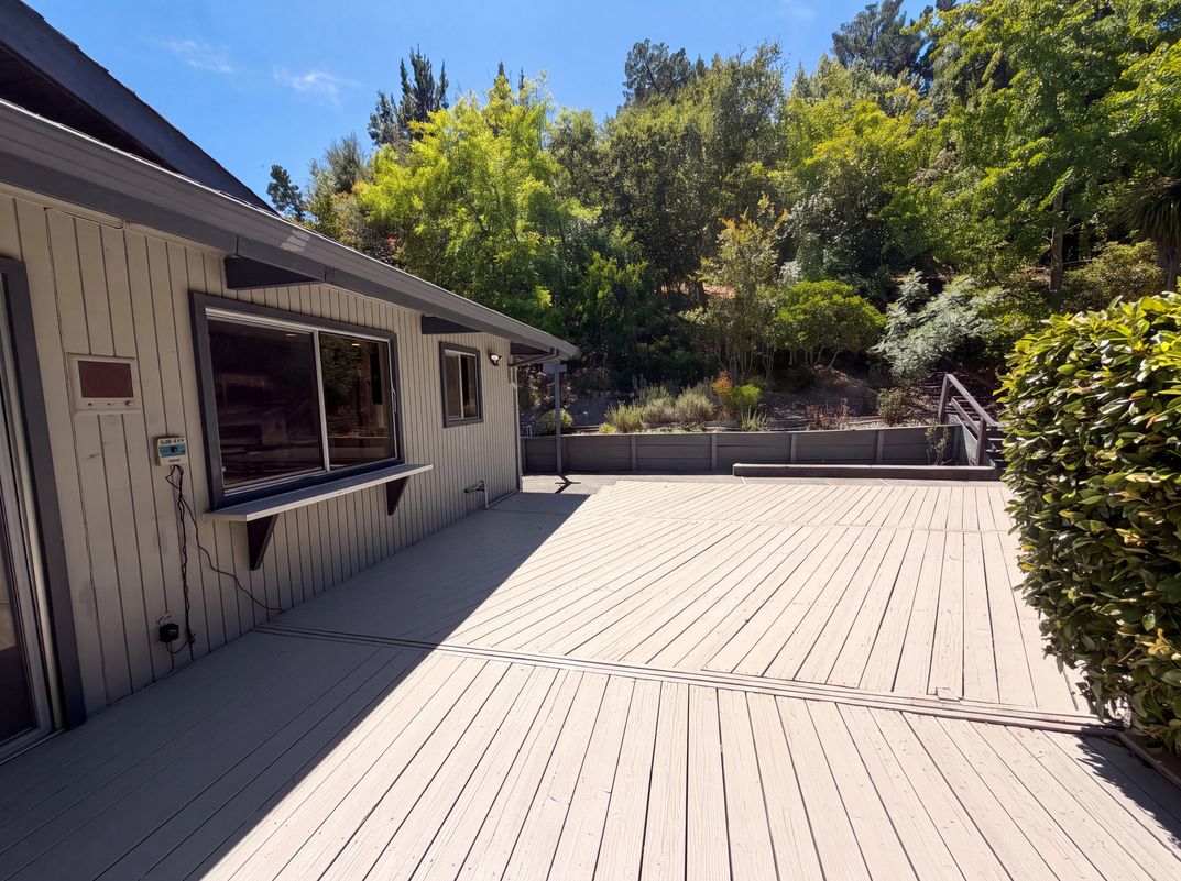Photo 5 of 36 of 612 Tahos Rd, Orinda, CA
