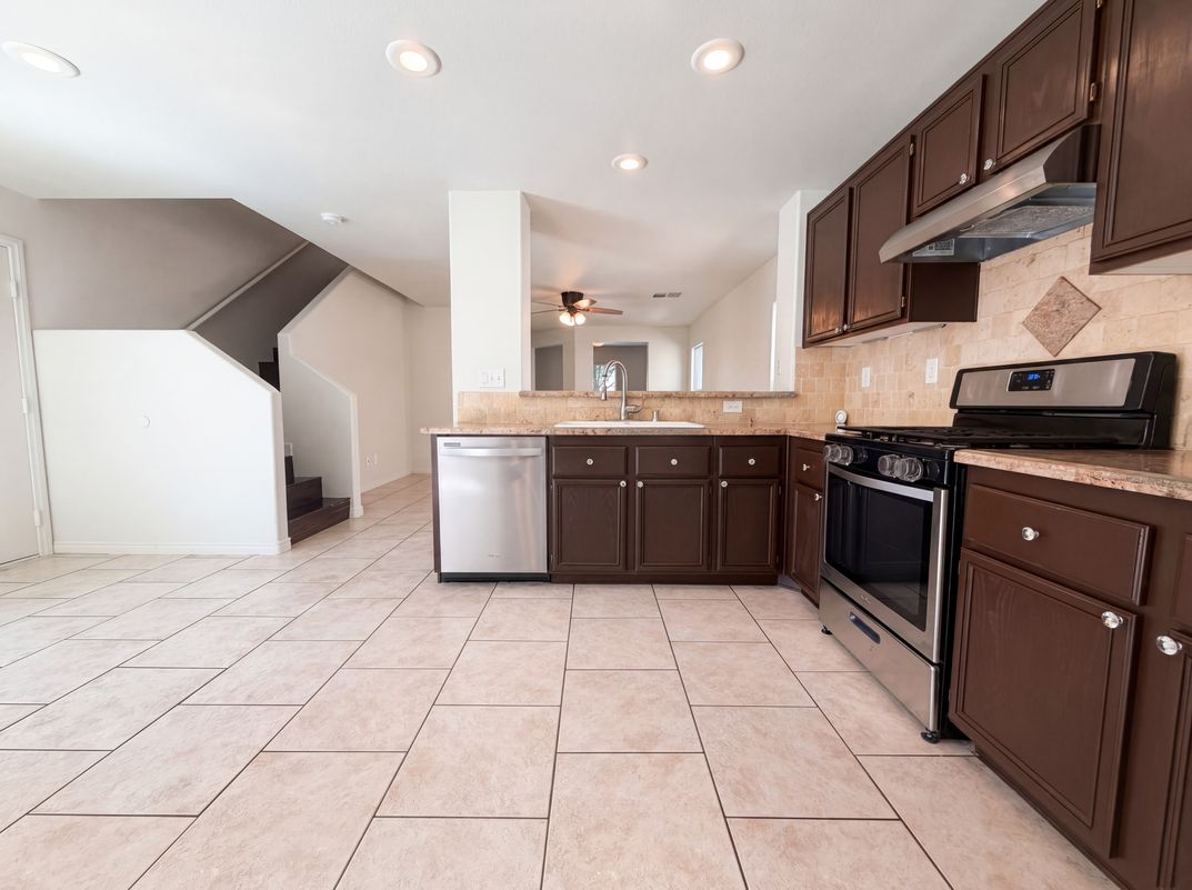 Photo 10 of 22 of 7274 Pine Barrens St, Las Vegas, NV