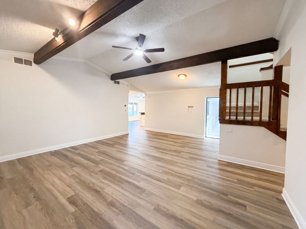 Property photo 3 of 37 Osprey St