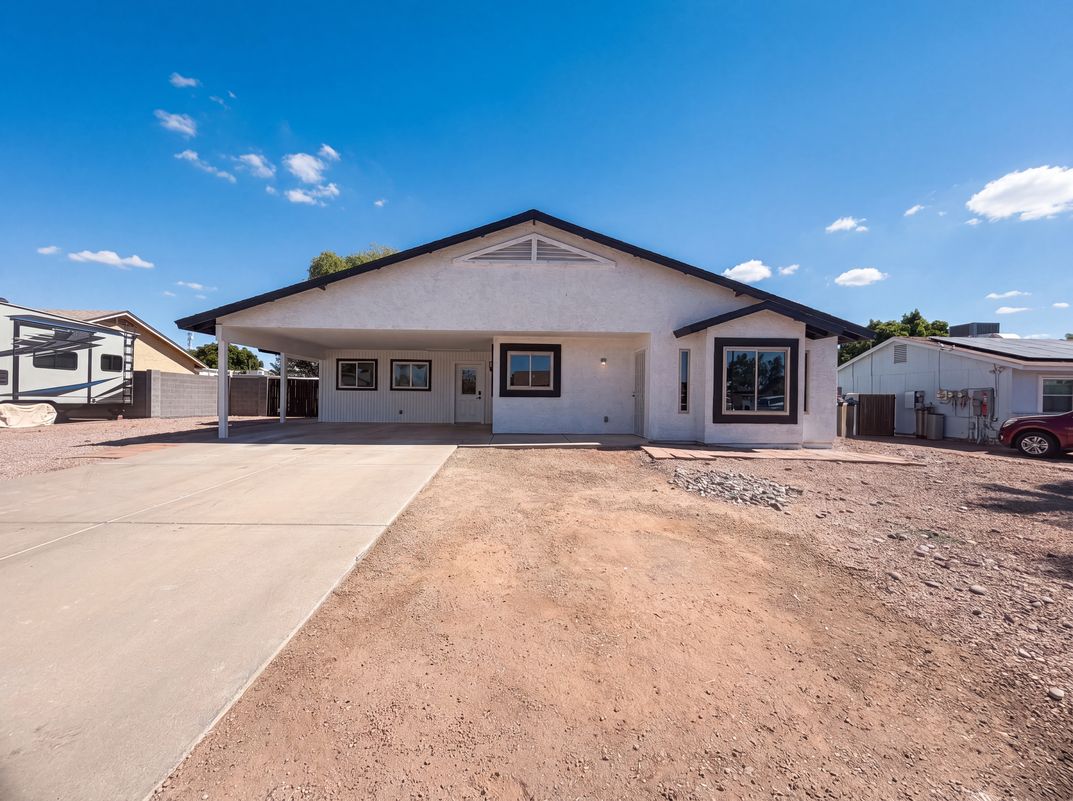 Property photo 1 of 11031 E Vine Ave