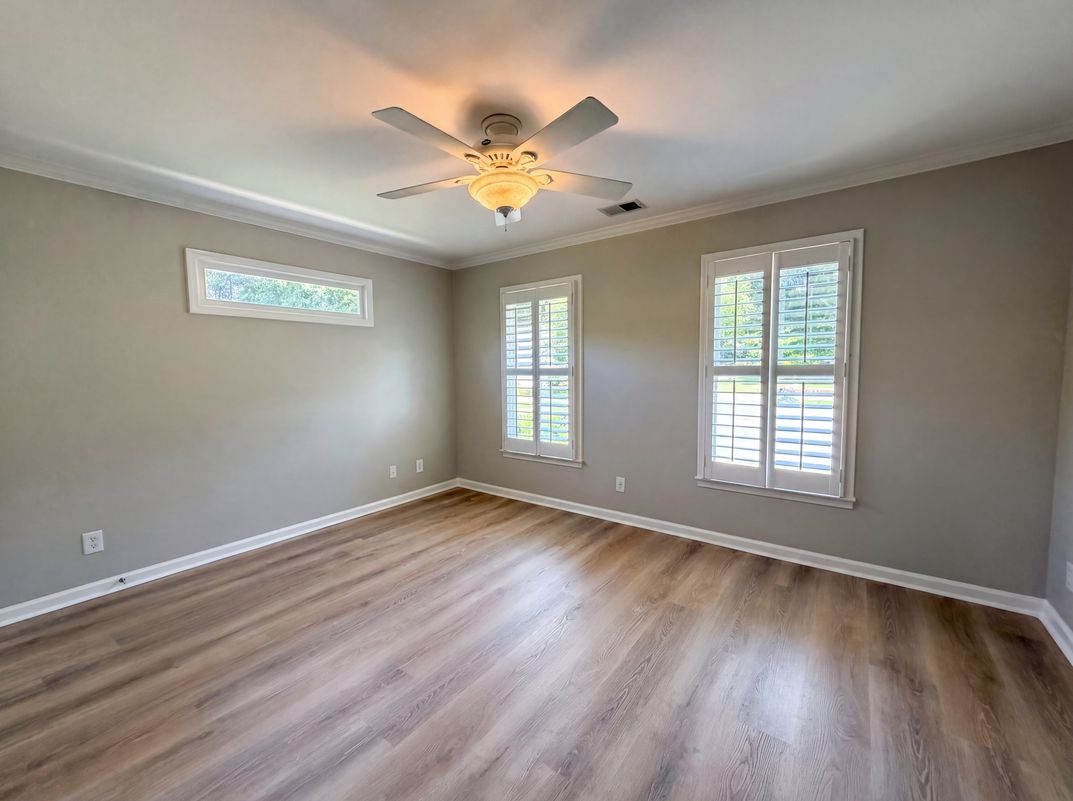 Photo 12 of 21 of 15130 Stonegreen Ln, Huntersville, NC