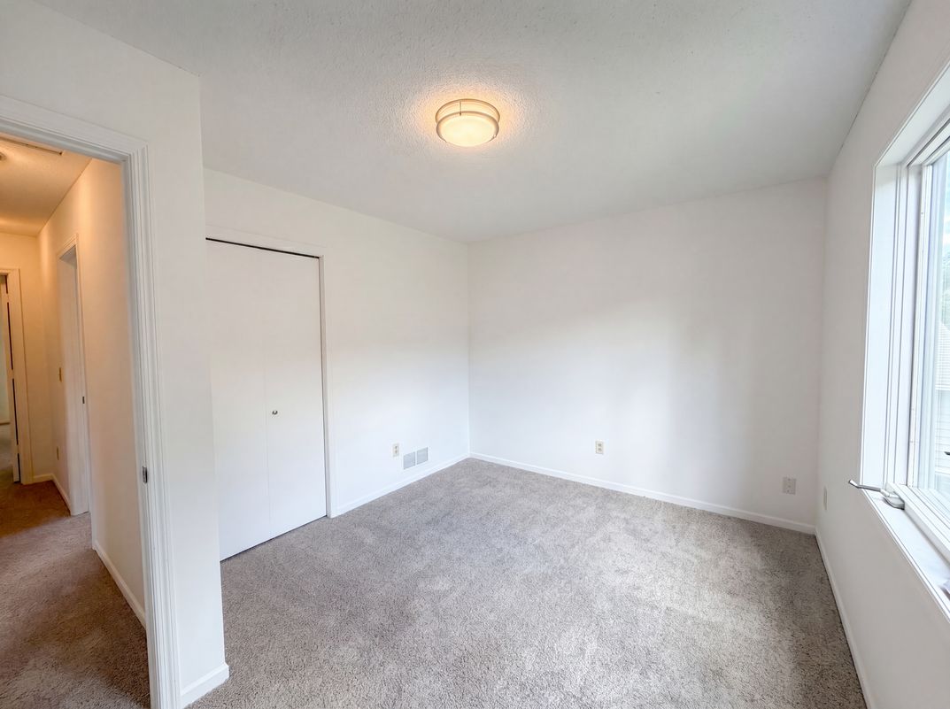 Photo 16 of 34 of 12754 Ibis St NW, Coon Rapids, MN