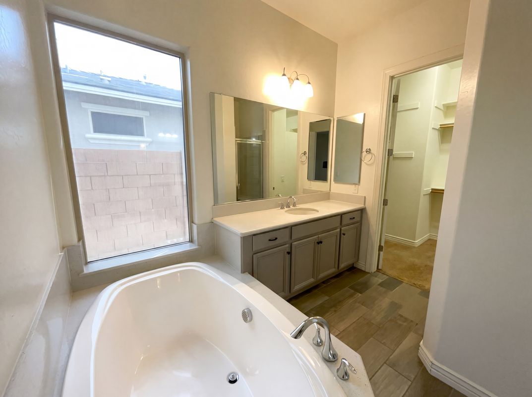 Photo 22 of 58 of 2312 E Susan Dr, Gilbert, AZ