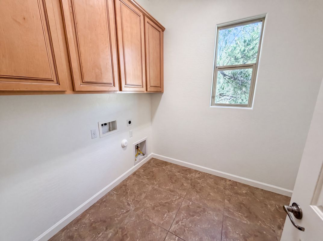 Photo 15 of 40 of 701 E Charlevoix Ave, Gilbert, AZ