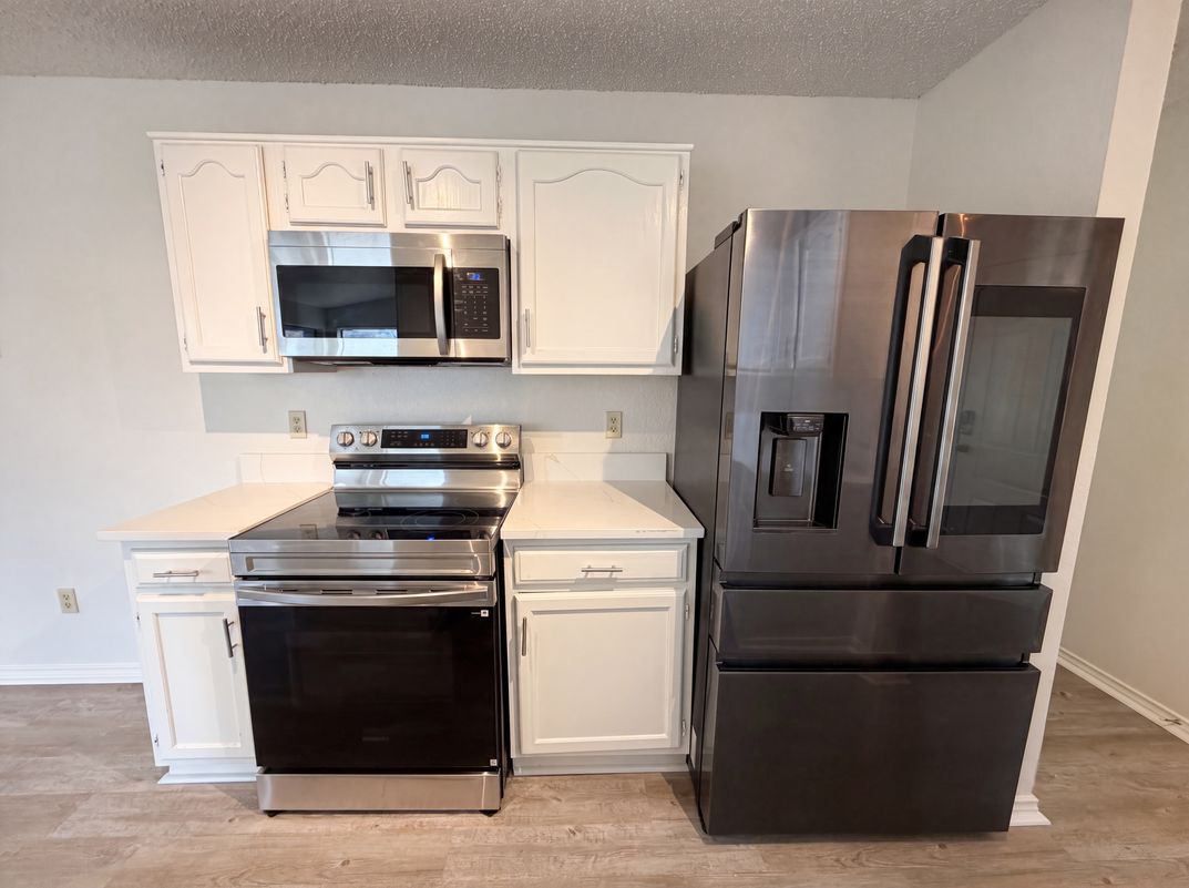 Photo 8 of 16 of 1319 Oak Run Dr, Duncanville, TX
