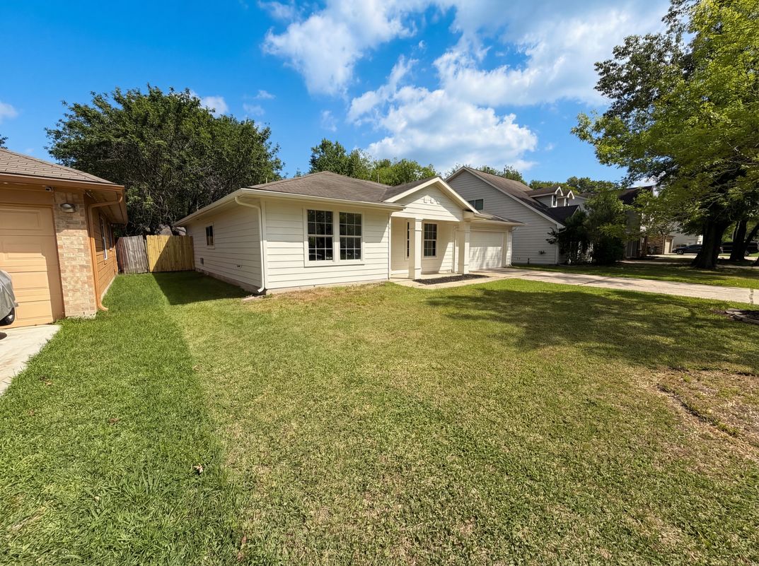 Photo 7 of 22 of 414 Binnacle Way, Crosby, TX
