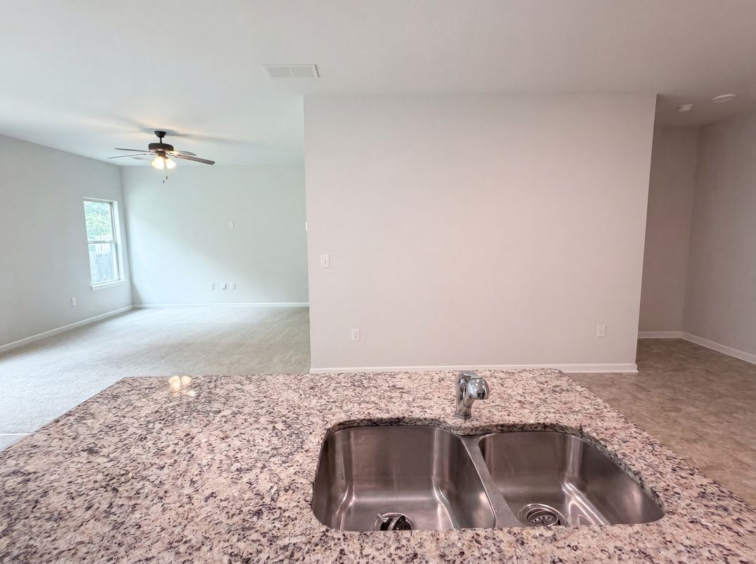 Photo 11 of 26 of 5053 Pioneer Pkwy, McDonough, GA
