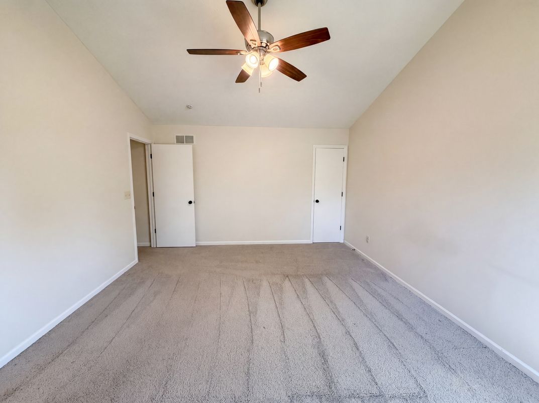 Photo 10 of 29 of 4976 Vicksburg Ln, Hilliard, OH
