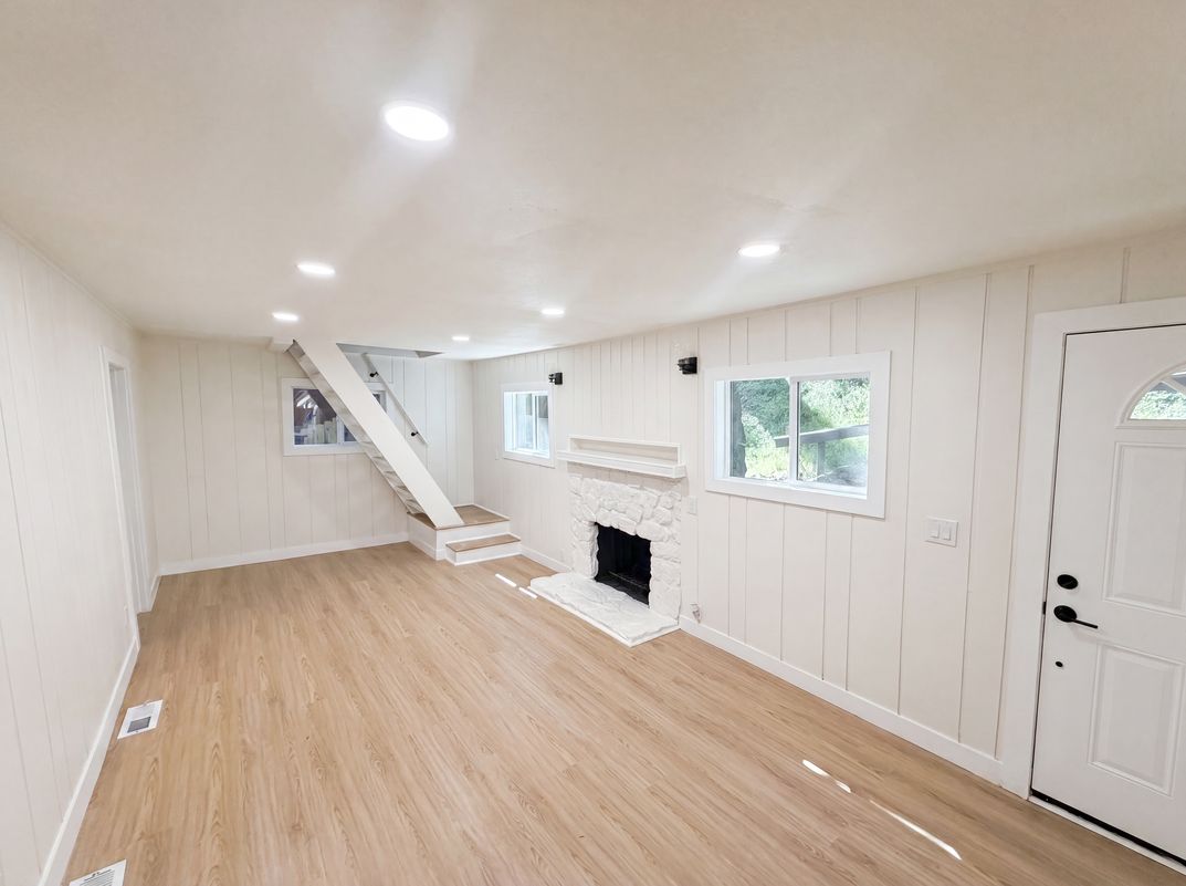 Photo 10 of 24 of 982 Oak Dr, Crestline, CA