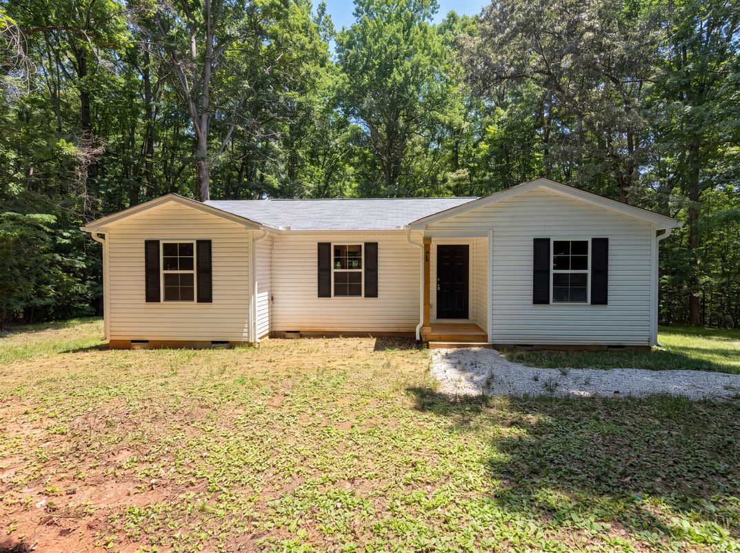 Property photo 1 of 25 Beechnut Ct