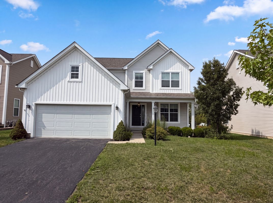 Property photo 1 of 3212 Yellow Finch Way