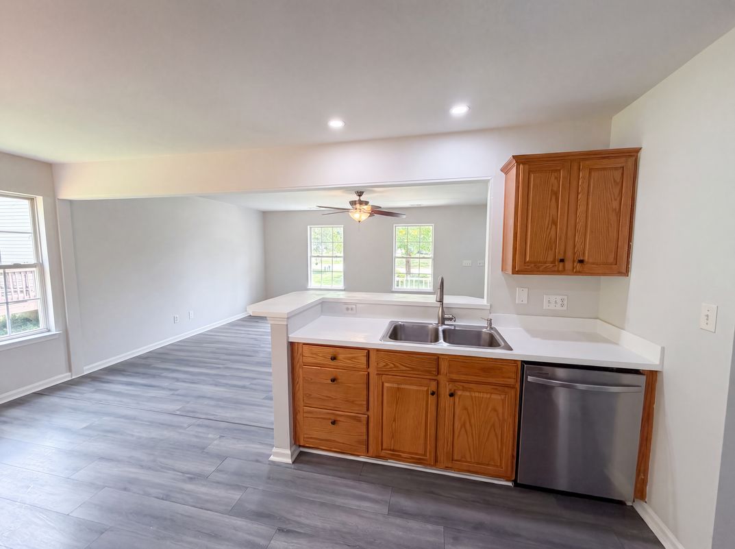 Photo 14 of 21 of 11220 Northwoods Forest Dr, Charlotte, NC