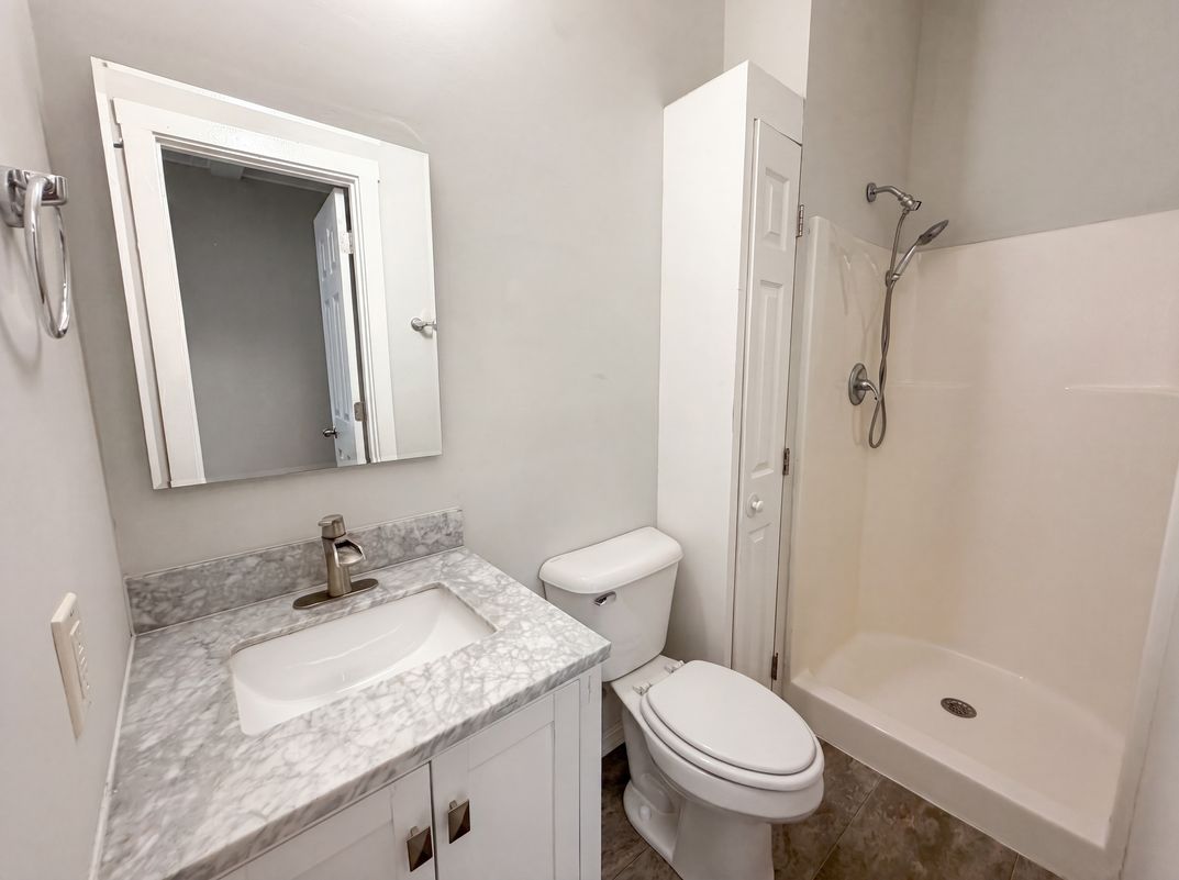 Photo 9 of 25 of 1510 E Raymond St, Indianapolis, IN