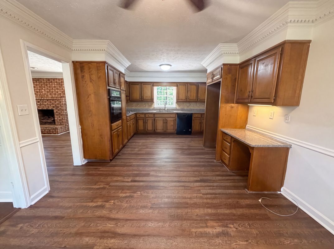 Photo 20 of 29 of 4379 Inns Brook Dr, Snellville, GA