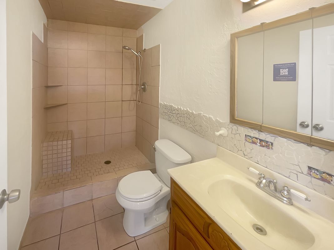 Photo 6 of 17 of 1333 Lucretia St SW, Albuquerque, NM