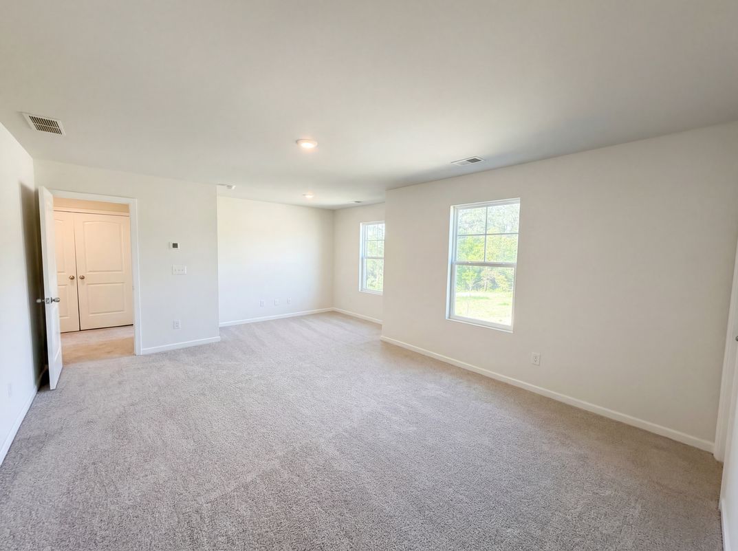 Photo 12 of 22 of 1355 Mills Cove Dr, Covington, GA