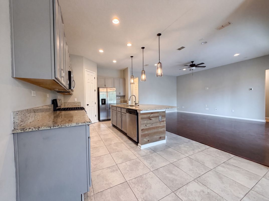 Photo 13 of 31 of 316 Willow Lake Dr, Saint Augustine, FL