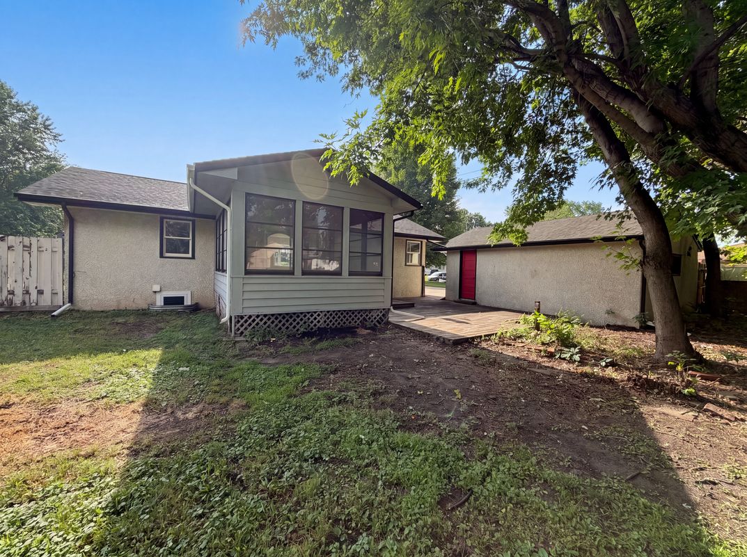 Photo 5 of 31 of 6180 6th St NE, Fridley, MN