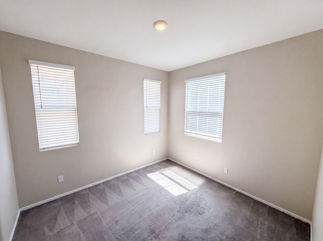 Photo 12 of 30 of 3885 Iron Mountain Cir, Jurupa Valley, CA