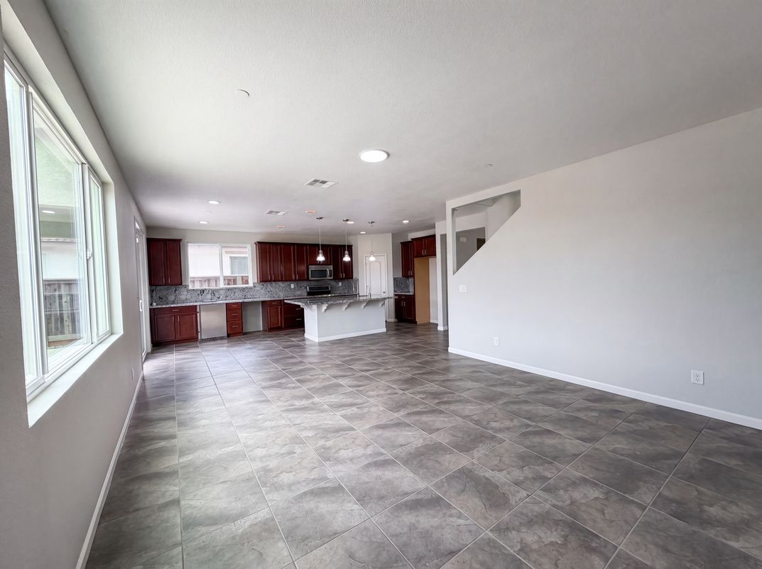 Photo 9 of 33 of 1519 Sycamore Dr, Oakley, CA