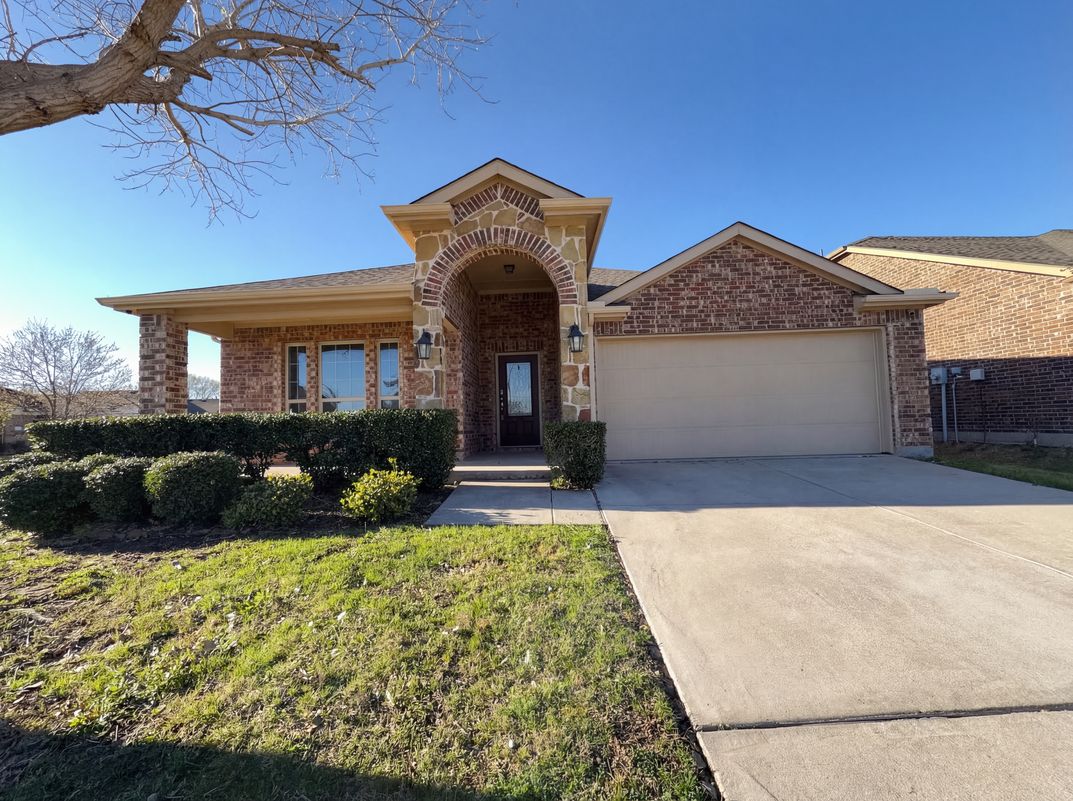 Photo 15 of 17 of 5591 Coventry Dr, Prosper, TX