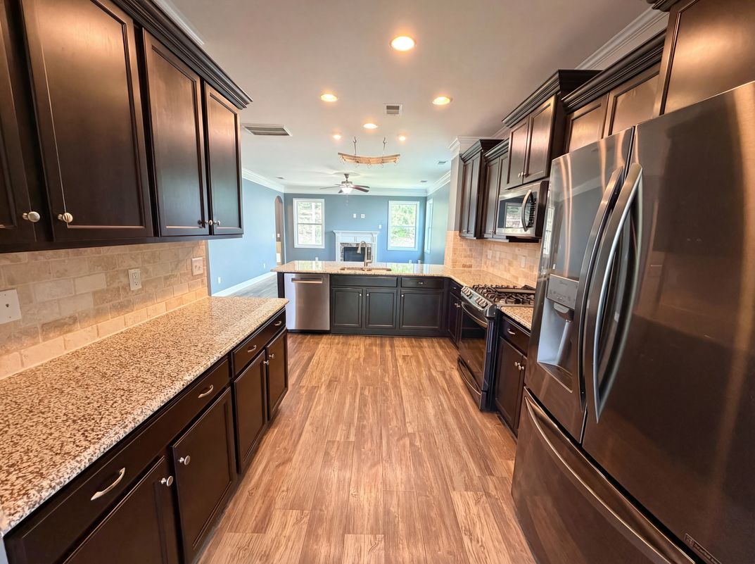 Property photo 2 of 403 Eagle Claw Ct